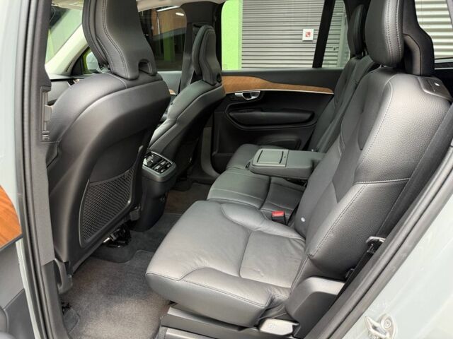 Сірий Вольво ХС90, об'ємом двигуна 2 л та пробігом 27 тис. км за 46000 $, фото 6 на Automoto.ua