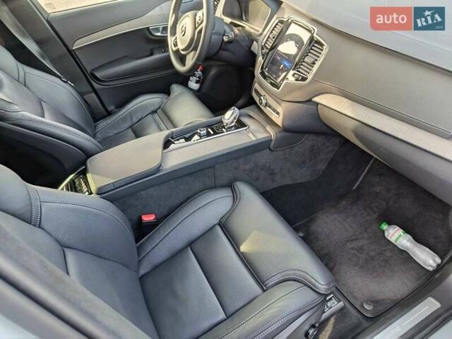 Серый Вольво ХС90, объемом двигателя 1.97 л и пробегом 21 тыс. км за 83700 $, фото 33 на Automoto.ua