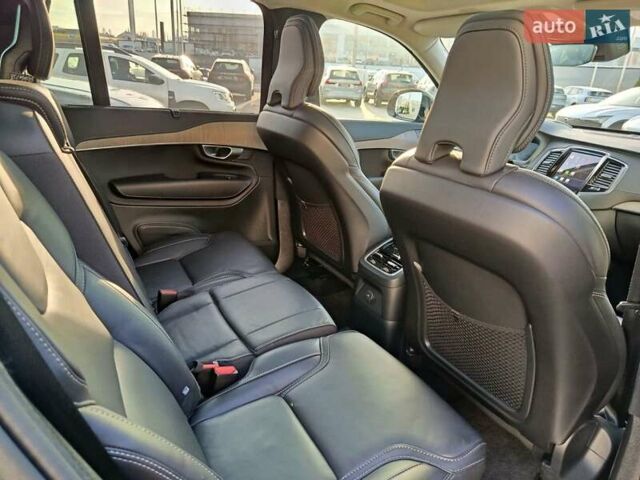 Серый Вольво ХС90, объемом двигателя 1.97 л и пробегом 21 тыс. км за 83700 $, фото 28 на Automoto.ua