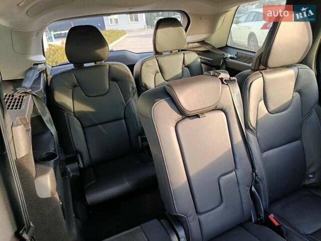 Серый Вольво ХС90, объемом двигателя 1.97 л и пробегом 21 тыс. км за 83700 $, фото 27 на Automoto.ua