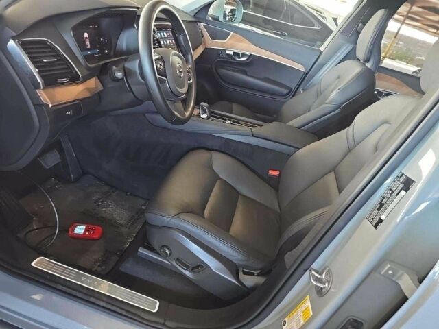 Серый Вольво ХС90, объемом двигателя 0 л и пробегом 22 тыс. км за 30500 $, фото 5 на Automoto.ua