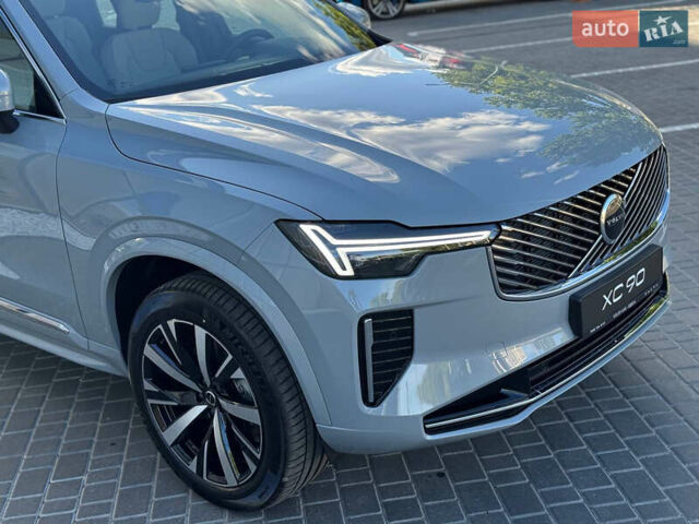 Серый Вольво ХС90, объемом двигателя 1.97 л и пробегом 1 тыс. км за 63500 $, фото 6 на Automoto.ua