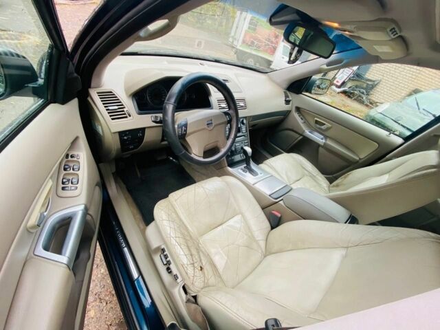 Синий Вольво ХС90, объемом двигателя 0 л и пробегом 427 тыс. км за 3500 $, фото 6 на Automoto.ua