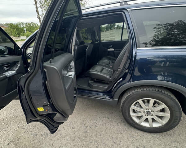 Синий Вольво ХС90, объемом двигателя 2.4 л и пробегом 318 тыс. км за 9200 $, фото 8 на Automoto.ua