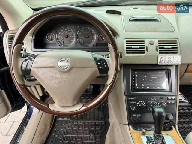 Синий Вольво ХС90, объемом двигателя 2.92 л и пробегом 263 тыс. км за 8500 $, фото 6 на Automoto.ua