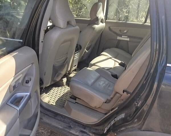 Синий Вольво ХС90, объемом двигателя 2.4 л и пробегом 315 тыс. км за 5700 $, фото 3 на Automoto.ua