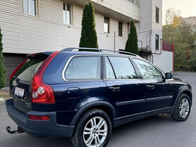 Синий Вольво ХС90, объемом двигателя 2.4 л и пробегом 300 тыс. км за 5800 $, фото 5 на Automoto.ua