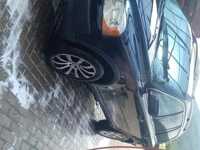 Синий Вольво ХС90, объемом двигателя 2.4 л и пробегом 270 тыс. км за 9999 $, фото 1 на Automoto.ua