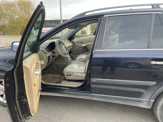 Синий Вольво ХС90, объемом двигателя 2.4 л и пробегом 300 тыс. км за 6200 $, фото 5 на Automoto.ua