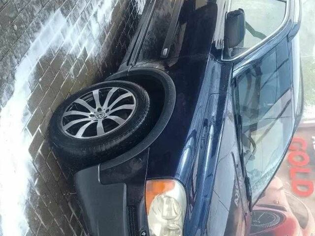 Синий Вольво ХС90, объемом двигателя 2.4 л и пробегом 270 тыс. км за 9999 $, фото 5 на Automoto.ua