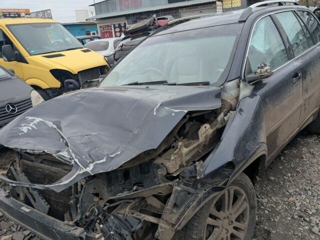 Синий Вольво ХС90, объемом двигателя 2.4 л и пробегом 290 тыс. км за 2900 $, фото 1 на Automoto.ua