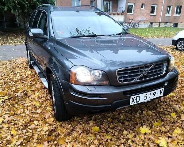 Синій Вольво ХС90, об'ємом двигуна 2.4 л та пробігом 261 тис. км за 4500 $, фото 11 на Automoto.ua