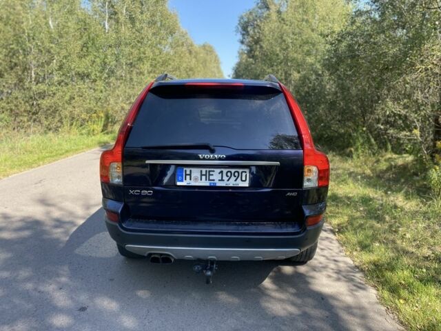 Синий Вольво ХС90, объемом двигателя 2.4 л и пробегом 333 тыс. км за 7500 $, фото 4 на Automoto.ua