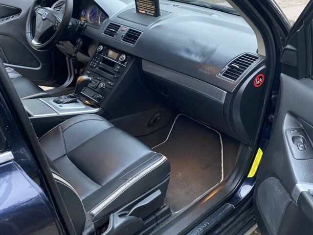 Синій Вольво ХС90, об'ємом двигуна 2.4 л та пробігом 333 тис. км за 7400 $, фото 13 на Automoto.ua