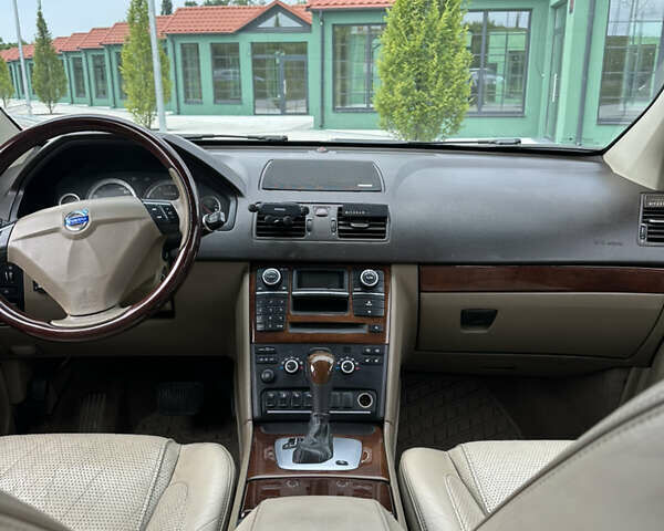 Синий Вольво ХС90, объемом двигателя 4.4 л и пробегом 250 тыс. км за 11000 $, фото 16 на Automoto.ua