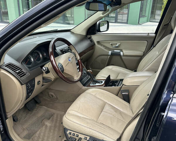 Синий Вольво ХС90, объемом двигателя 4.4 л и пробегом 250 тыс. км за 11000 $, фото 9 на Automoto.ua