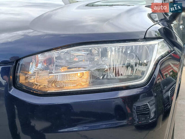 Синий Вольво ХС90, объемом двигателя 2 л и пробегом 318 тыс. км за 26890 $, фото 3 на Automoto.ua
