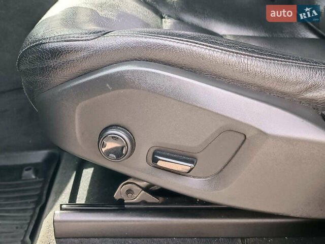 Синий Вольво ХС90, объемом двигателя 2 л и пробегом 318 тыс. км за 26890 $, фото 25 на Automoto.ua