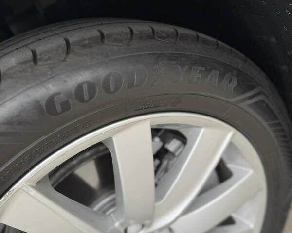 Синий Вольво ХС90, объемом двигателя 1.97 л и пробегом 188 тыс. км за 22500 $, фото 24 на Automoto.ua