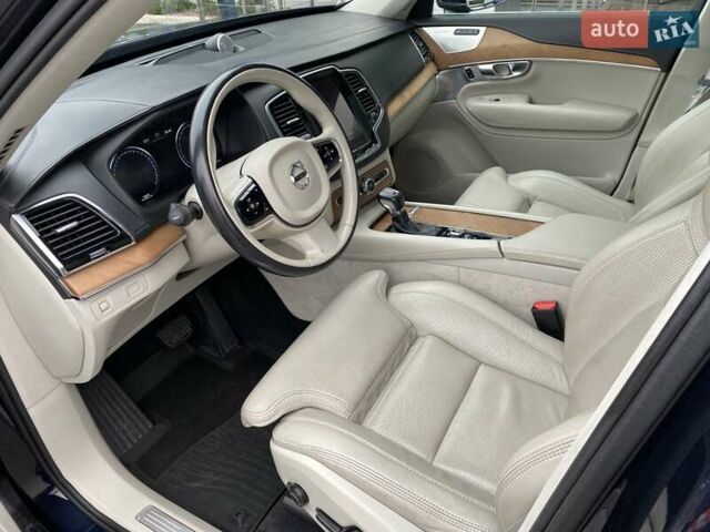 Синий Вольво ХС90, объемом двигателя 1.97 л и пробегом 182 тыс. км за 22900 $, фото 10 на Automoto.ua