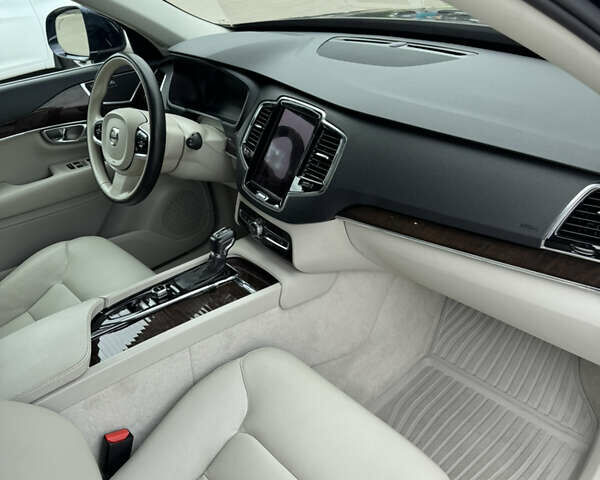 Синий Вольво ХС90, объемом двигателя 1.97 л и пробегом 188 тыс. км за 22500 $, фото 21 на Automoto.ua