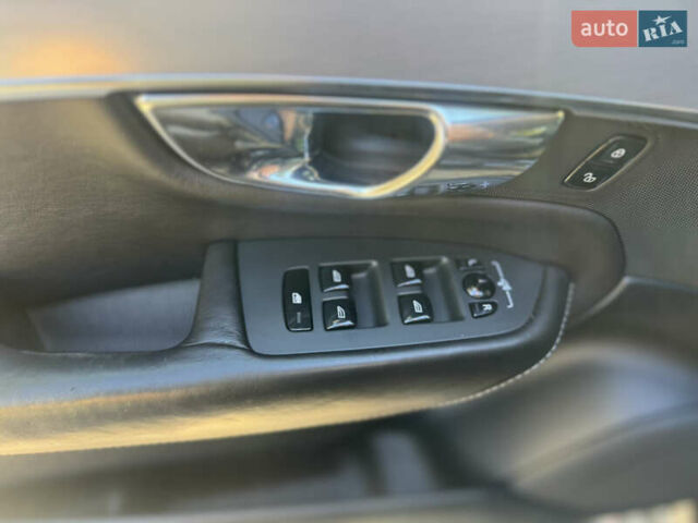 Синий Вольво ХС90, объемом двигателя 1.97 л и пробегом 227 тыс. км за 25000 $, фото 40 на Automoto.ua