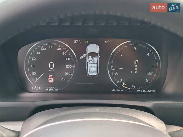 Синий Вольво ХС90, объемом двигателя 2 л и пробегом 318 тыс. км за 26890 $, фото 28 на Automoto.ua