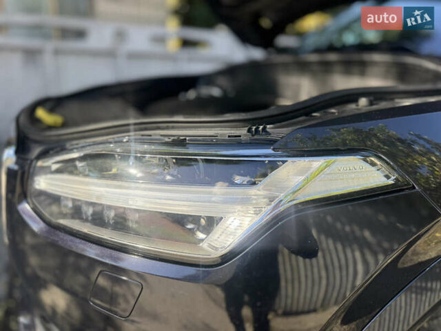 Синий Вольво ХС90, объемом двигателя 1.97 л и пробегом 227 тыс. км за 25000 $, фото 45 на Automoto.ua