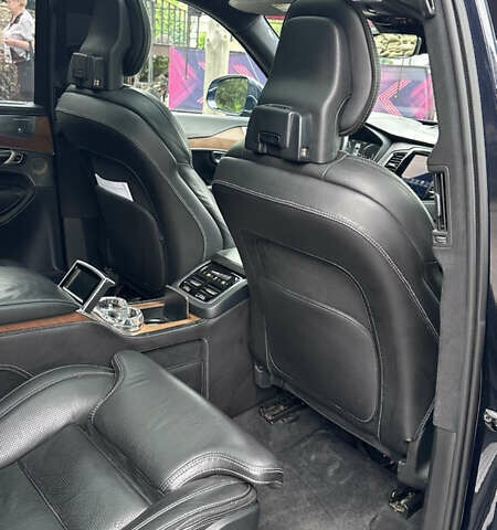 Синій Вольво ХС90, об'ємом двигуна 1.97 л та пробігом 257 тис. км за 35000 $, фото 28 на Automoto.ua