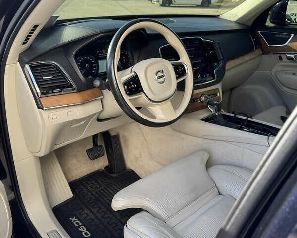 Синій Вольво ХС90, об'ємом двигуна 1.97 л та пробігом 138 тис. км за 32500 $, фото 13 на Automoto.ua