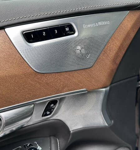 Синій Вольво ХС90, об'ємом двигуна 1.97 л та пробігом 257 тис. км за 35000 $, фото 15 на Automoto.ua