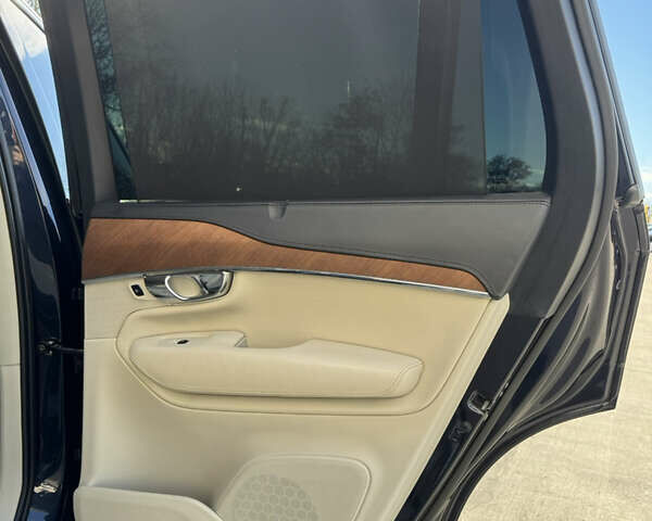 Синій Вольво ХС90, об'ємом двигуна 1.97 л та пробігом 138 тис. км за 32500 $, фото 23 на Automoto.ua