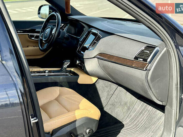 Синій Вольво ХС90, об'ємом двигуна 1.97 л та пробігом 128 тис. км за 28300 $, фото 17 на Automoto.ua