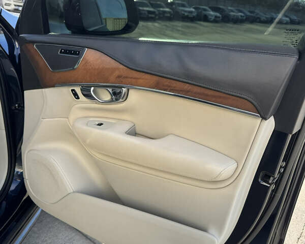 Синій Вольво ХС90, об'ємом двигуна 1.97 л та пробігом 138 тис. км за 32500 $, фото 16 на Automoto.ua