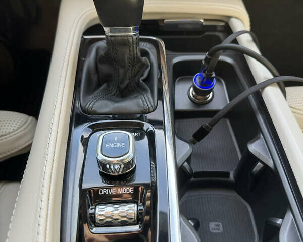 Синій Вольво ХС90, об'ємом двигуна 1.97 л та пробігом 138 тис. км за 32500 $, фото 33 на Automoto.ua