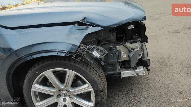 Синій Вольво ХС90, об'ємом двигуна 1.97 л та пробігом 150 тис. км за 19000 $, фото 2 на Automoto.ua