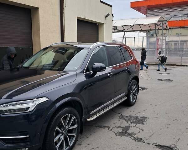 Синий Вольво ХС90, объемом двигателя 1.97 л и пробегом 95 тыс. км за 34900 $, фото 2 на Automoto.ua