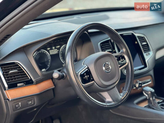 Синий Вольво ХС90, объемом двигателя 2 л и пробегом 162 тыс. км за 24500 $, фото 17 на Automoto.ua