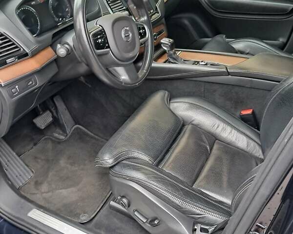 Синий Вольво ХС90, объемом двигателя 1.97 л и пробегом 95 тыс. км за 34900 $, фото 19 на Automoto.ua