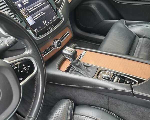 Синий Вольво ХС90, объемом двигателя 1.97 л и пробегом 95 тыс. км за 34900 $, фото 21 на Automoto.ua