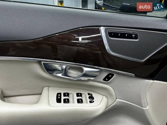 Вольво ХС90 2018 в Черновцах на Automoto.ua Синий Вольво ХС90, объемом двигателя 1.97 л и пробегом 139 тыс. км за 32000 $, фото 29 на Automoto.ua