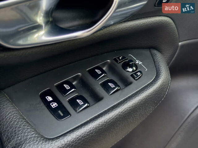 Синій Вольво ХС90, об'ємом двигуна 1.97 л та пробігом 220 тис. км за 25500 $, фото 18 на Automoto.ua