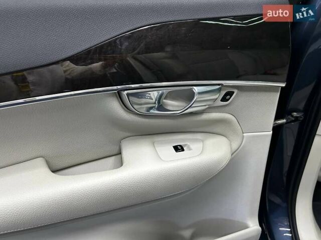 Вольво ХС90 2018 в Черновцах на Automoto.ua Синий Вольво ХС90, объемом двигателя 1.97 л и пробегом 139 тыс. км за 32000 $, фото 21 на Automoto.ua