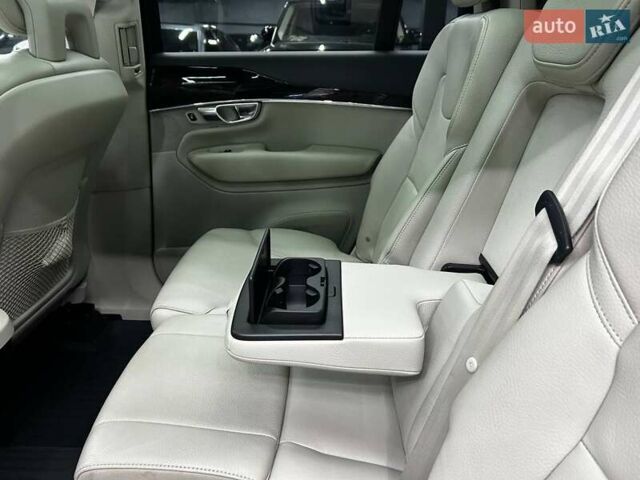 Вольво ХС90 2018 в Черновцах на Automoto.ua Синий Вольво ХС90, объемом двигателя 1.97 л и пробегом 139 тыс. км за 32000 $, фото 18 на Automoto.ua