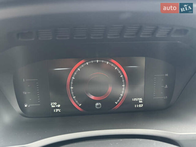 Вольво ХС90 2018 в Киеве на Automoto.ua Синий Вольво ХС90, объемом двигателя 1.97 л и пробегом 125 тыс. км за 33000 $, фото 8 на Automoto.ua