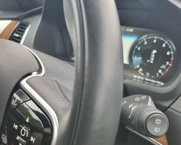 Синій Вольво ХС90, об'ємом двигуна 1.97 л та пробігом 99 тис. км за 33400 $, фото 47 на Automoto.ua