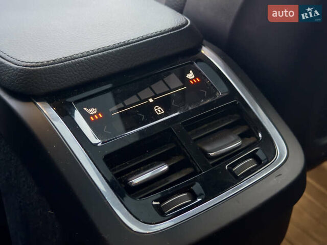 Синій Вольво ХС90, об'ємом двигуна 1.97 л та пробігом 220 тис. км за 25500 $, фото 28 на Automoto.ua