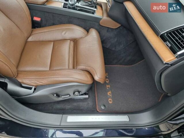 Синій Вольво ХС90, об'ємом двигуна 1.97 л та пробігом 99 тис. км за 33400 $, фото 56 на Automoto.ua