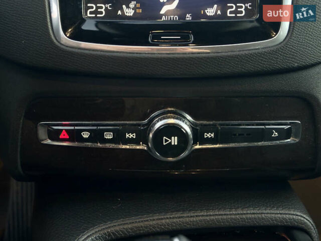 Синій Вольво ХС90, об'ємом двигуна 1.97 л та пробігом 220 тис. км за 25500 $, фото 22 на Automoto.ua