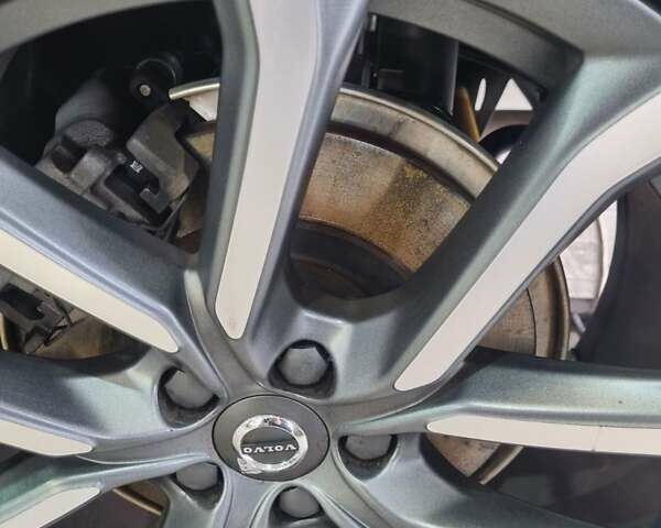 Вольво ХС90 2019 в Киеве на Automoto.ua Синий Вольво ХС90, объемом двигателя 1.97 л и пробегом 63 тыс. км за 28600 $, фото 2 на Automoto.ua